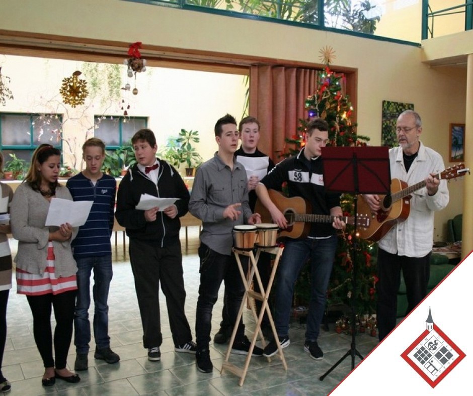 Vánoční vystoupení žáků a učitelů ze ZŠ U Boroviček
