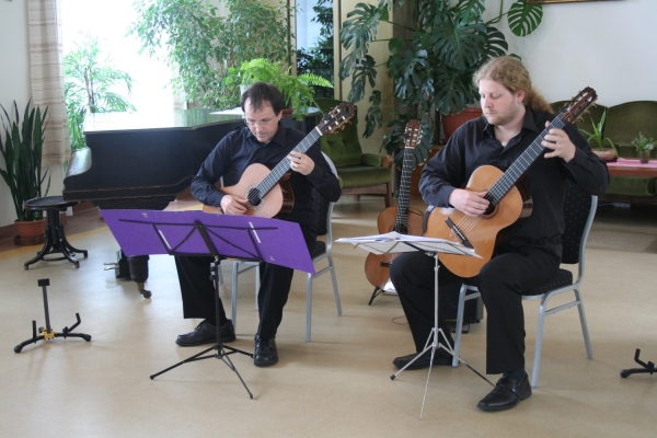 Kytarový koncert s flétnou a zpěvem