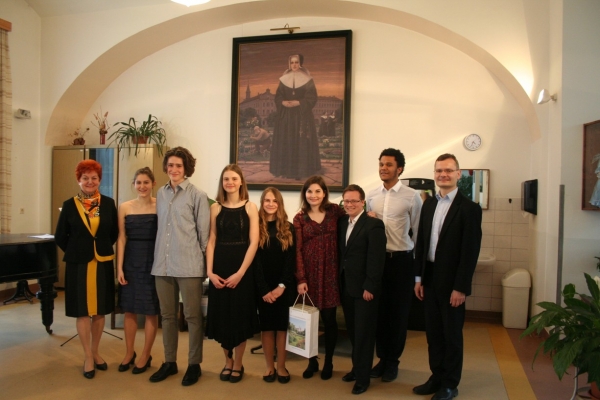 Podzimní koncert studentů pěveckého oddělení prof. Virginie Walterové z GMHS a jejích hostů